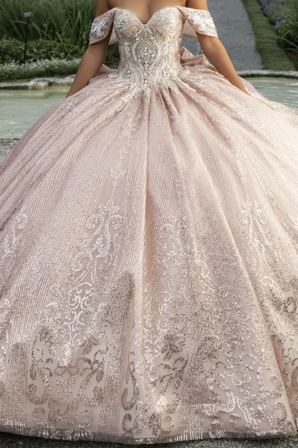 Q1037-Rose-01