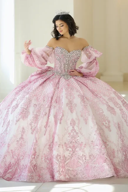 Q1059-Campaign-Pink-01